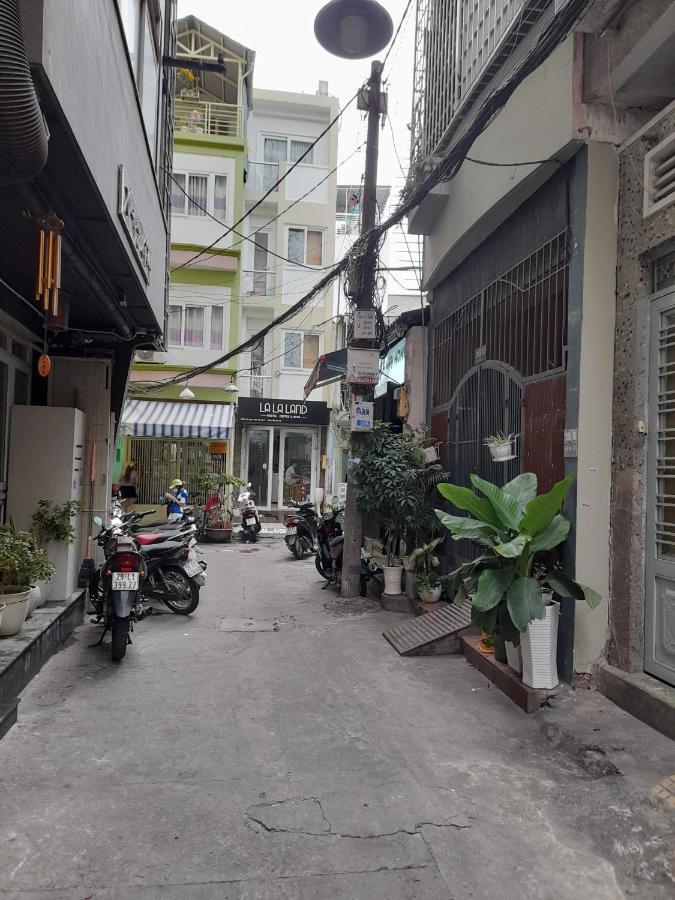 Home Away Home Hostel โฮจิมินห์ซิตี้ ภายนอก รูปภาพ