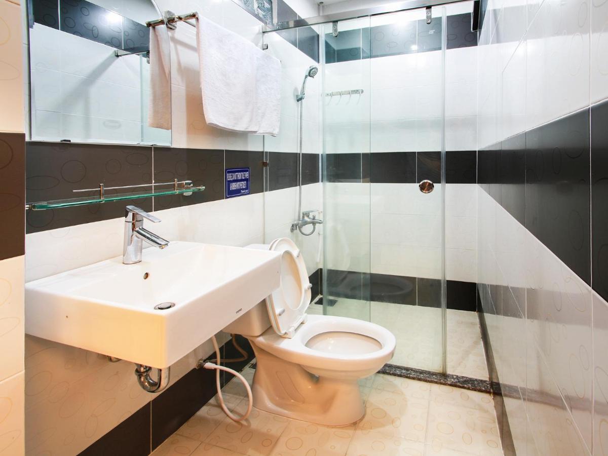 Home Away Home Hostel โฮจิมินห์ซิตี้ ภายนอก รูปภาพ