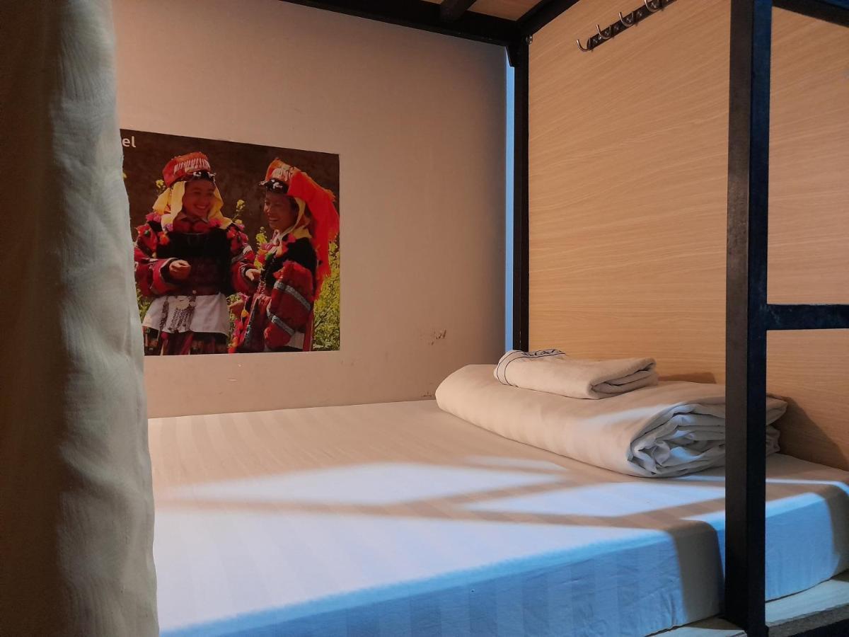 Home Away Home Hostel โฮจิมินห์ซิตี้ ภายนอก รูปภาพ